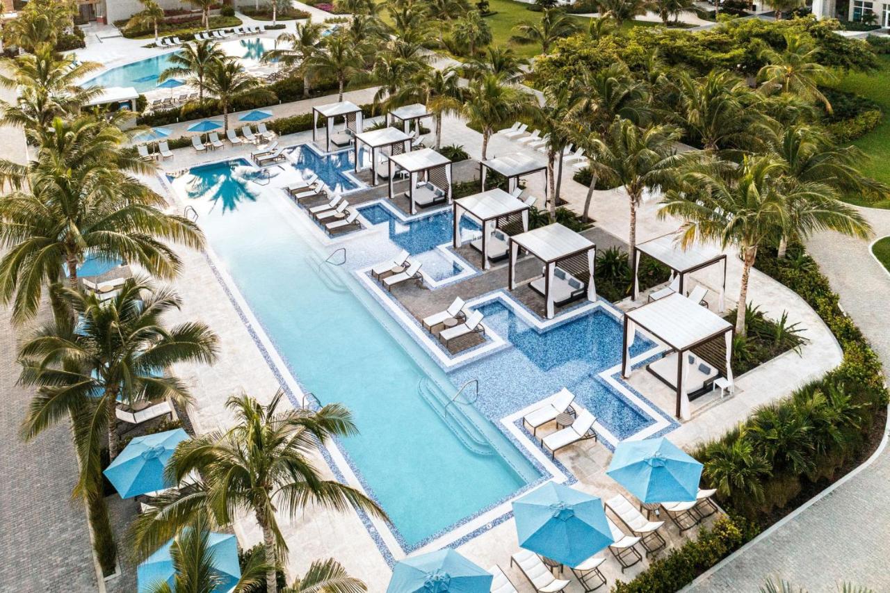 The Ritz-Carlton, Turks & Caicos Ξενοδοχείο Grace Bay Εξωτερικό φωτογραφία