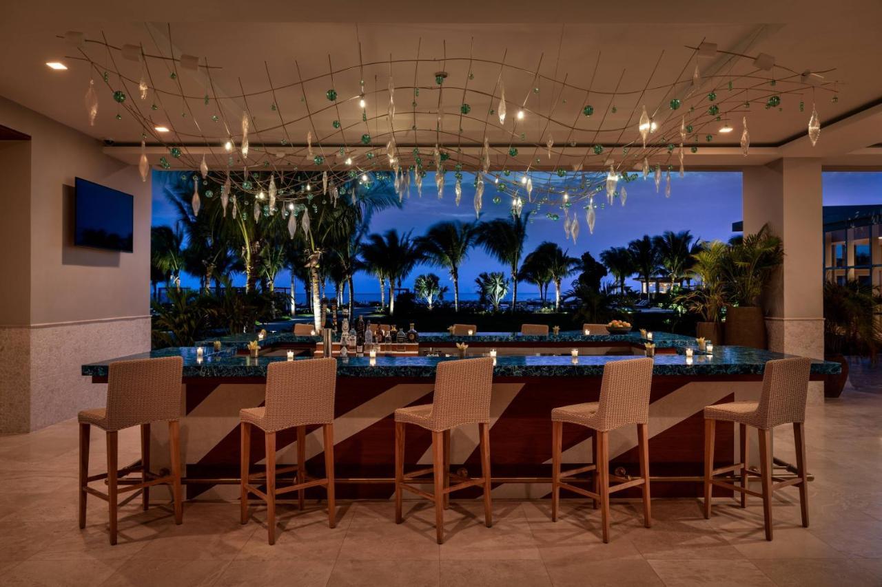 The Ritz-Carlton, Turks & Caicos Ξενοδοχείο Grace Bay Εξωτερικό φωτογραφία